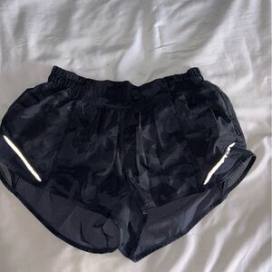 Lululemon hotty hot shorts